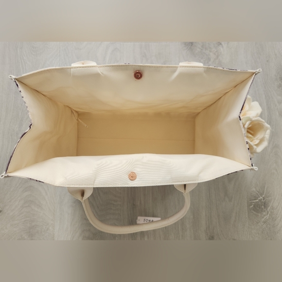 SOMA Palm Perfect Tote Bag - Picture 4 of 4